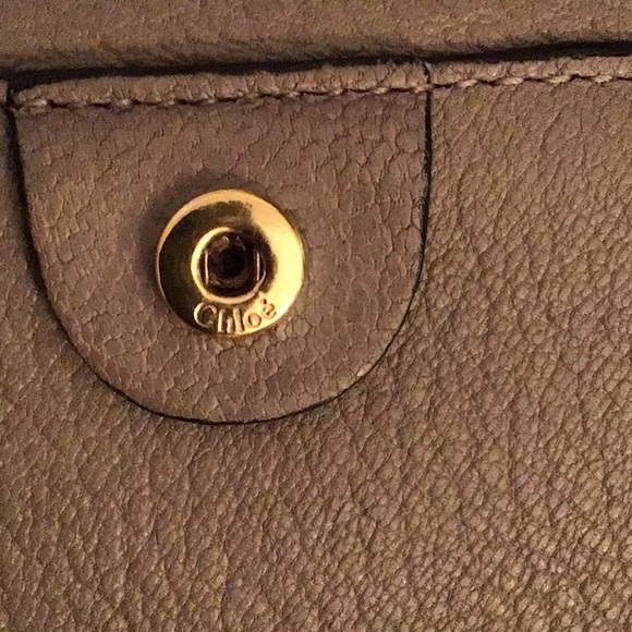 Chloe Grained Lambskin Drew Wallet - Picture 9 of 14